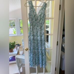 Banana Republic Floral Green  and White Women's Maxi Dress